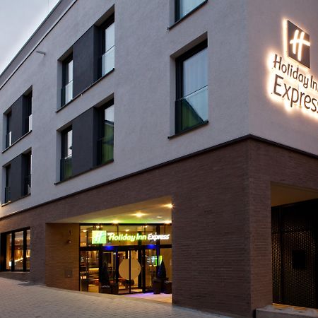 Holiday Inn Express - Goeppingen By Ihg Экстерьер фото