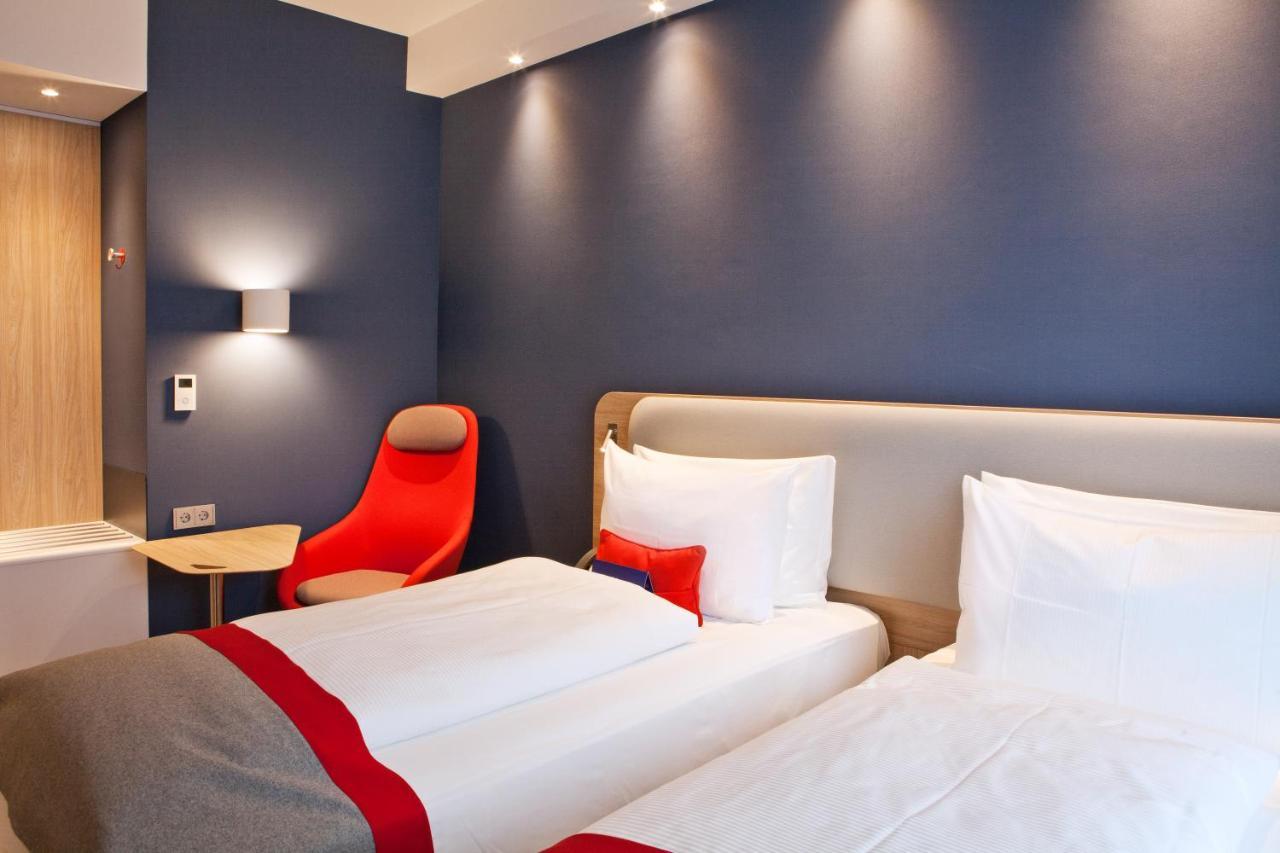 Holiday Inn Express - Goeppingen By Ihg Экстерьер фото