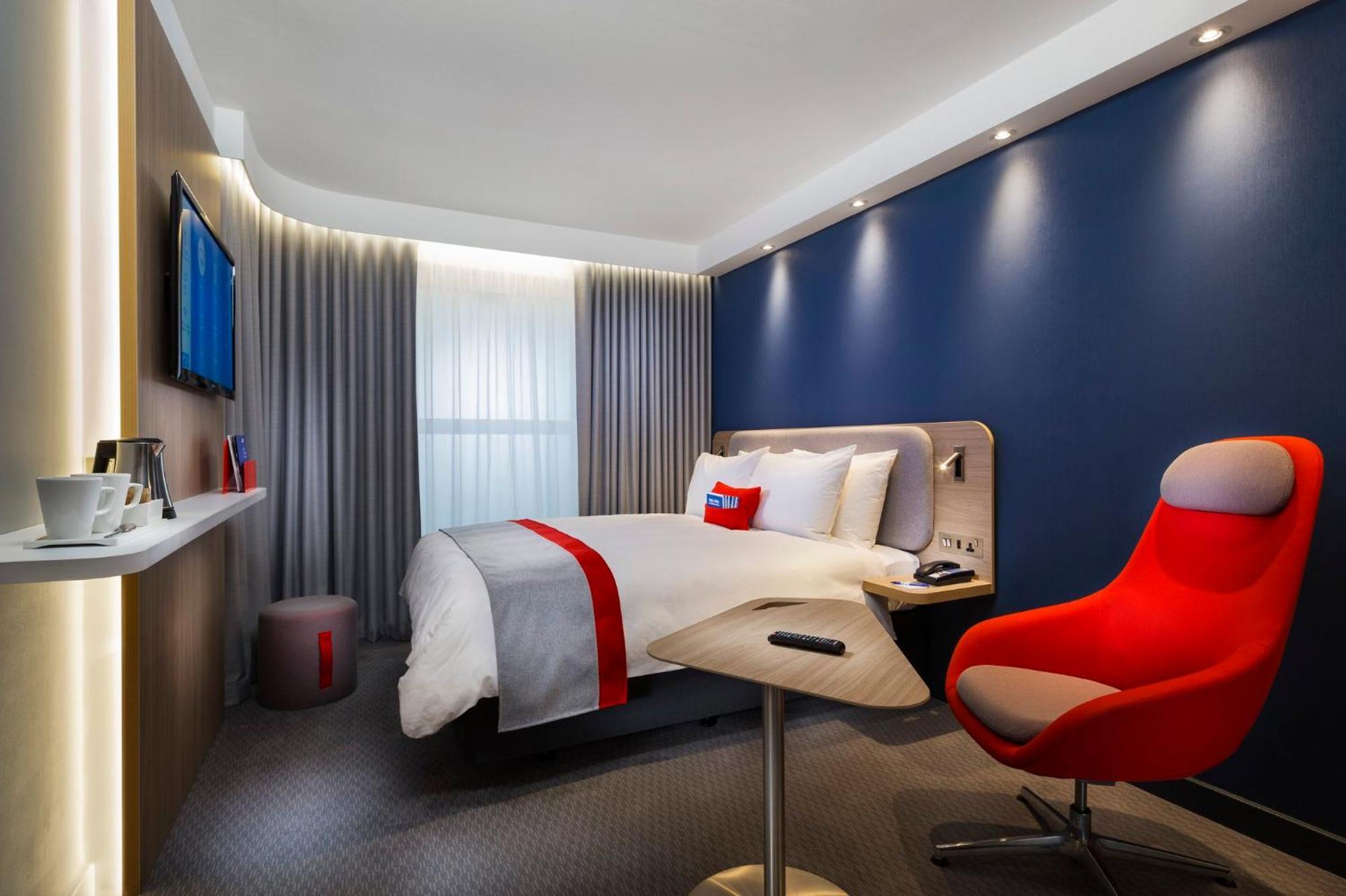 Holiday Inn Express - Goeppingen By Ihg Экстерьер фото