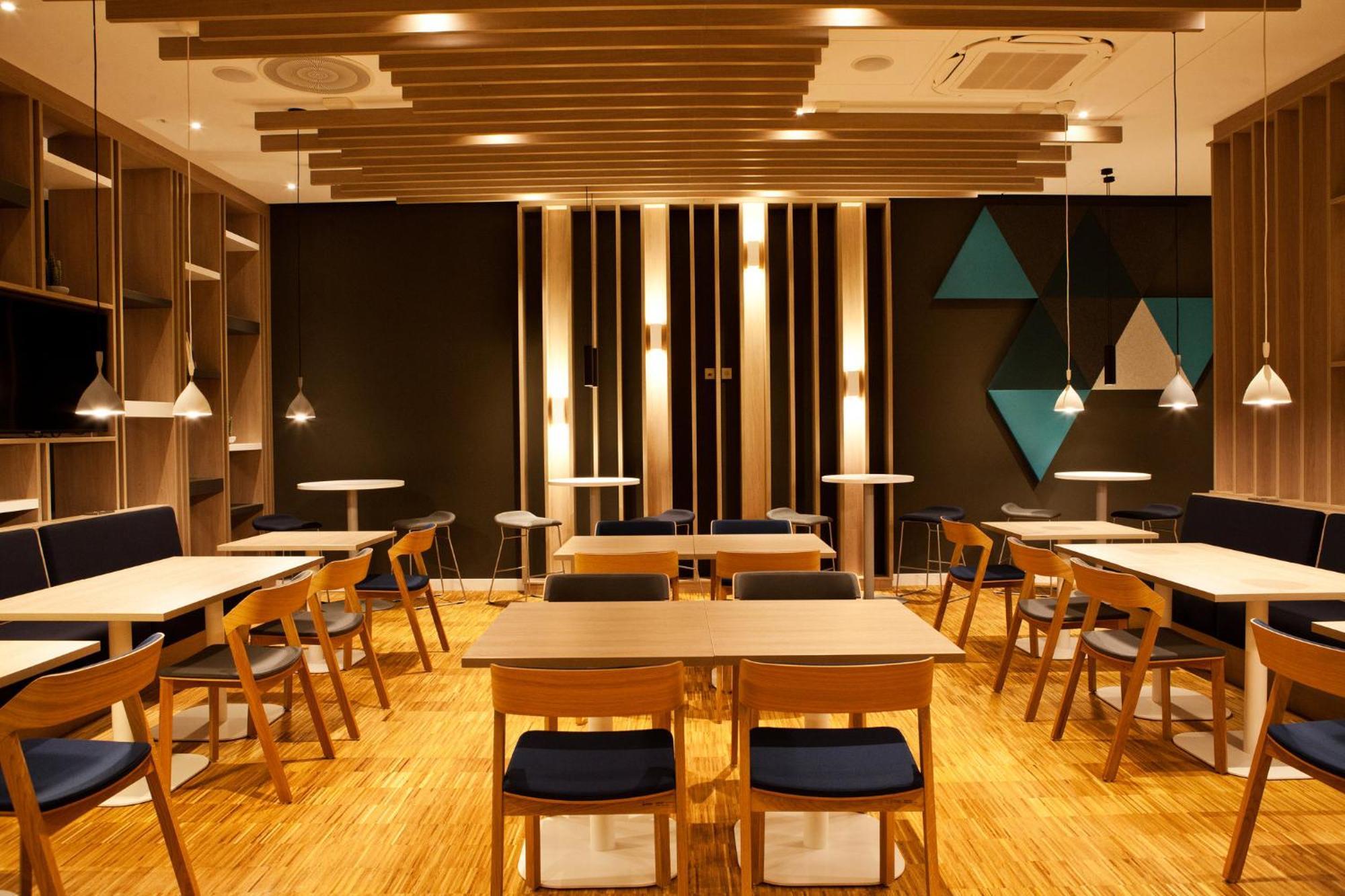 Holiday Inn Express - Goeppingen By Ihg Экстерьер фото